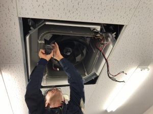 福岡市大橋天井エアコン洗浄