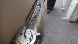 久留米市マンション共用通路